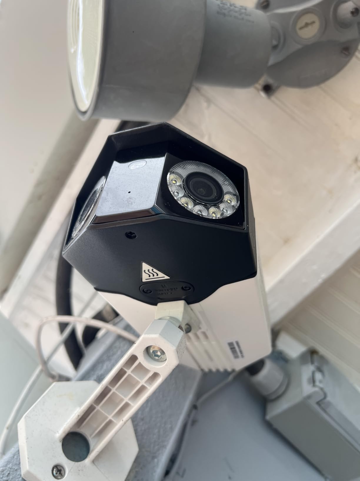 Duo 3 PoE Dual-Lens PoE Security Camera with 180° Panoramic View | F1.6 Color Night Vision, Motion Track, 24/7 Recording, Person/Vehicle/Animal Detection, 2 Way Talk, Up to 512GB microSD Card customer photo 2