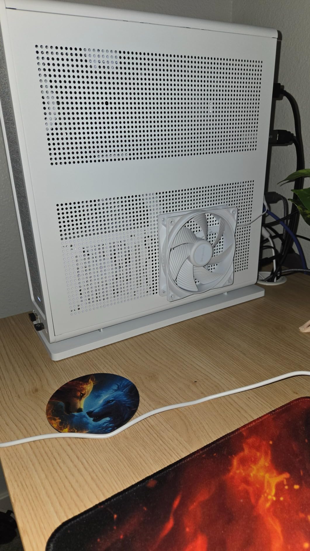 be quiet! Pure Wings 3 120mm Silent PWM Computer Case Fan, Maximum Airflow | High Top-End Speed with Low Minimum RPM, Gaming PC Air Fan, 4-Pin, Rifle Bearing, Extraordinary Air Pressure customer photo 1