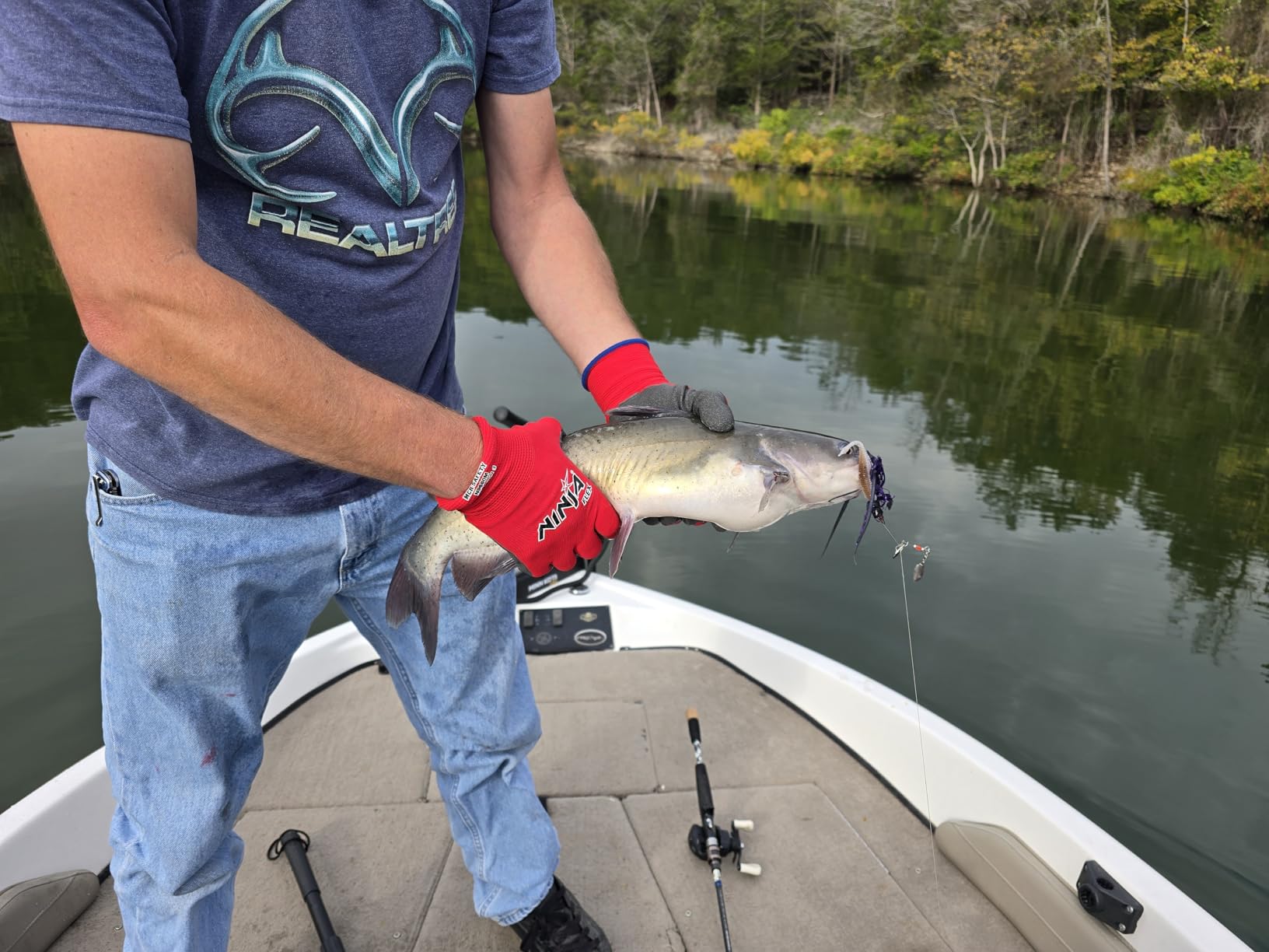 KastKing Centron Fishing Rod and Reel Combo, Baitcaster & Spinning Combo | 2-Piece Rod Blanks, Stainless Steel Guides with Ceramic Rings, EVA Handle with Fighting Butt, Freshwater Fishing customer photo 2