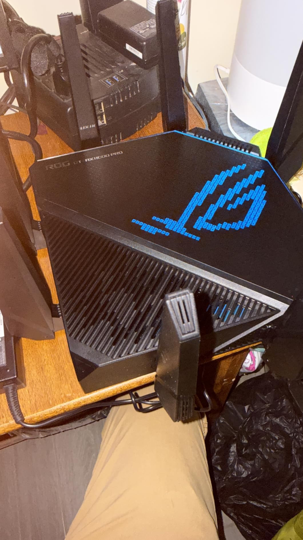 ASUS ROG Rapture GT-AX11000 Pro Tri-Band WiFi 6 Extendable Gaming Router, 10G & 2.5G Ports, ASUS RangeBoost Plus, Triple-Level Game Acceleration (Renewed) customer photo 2