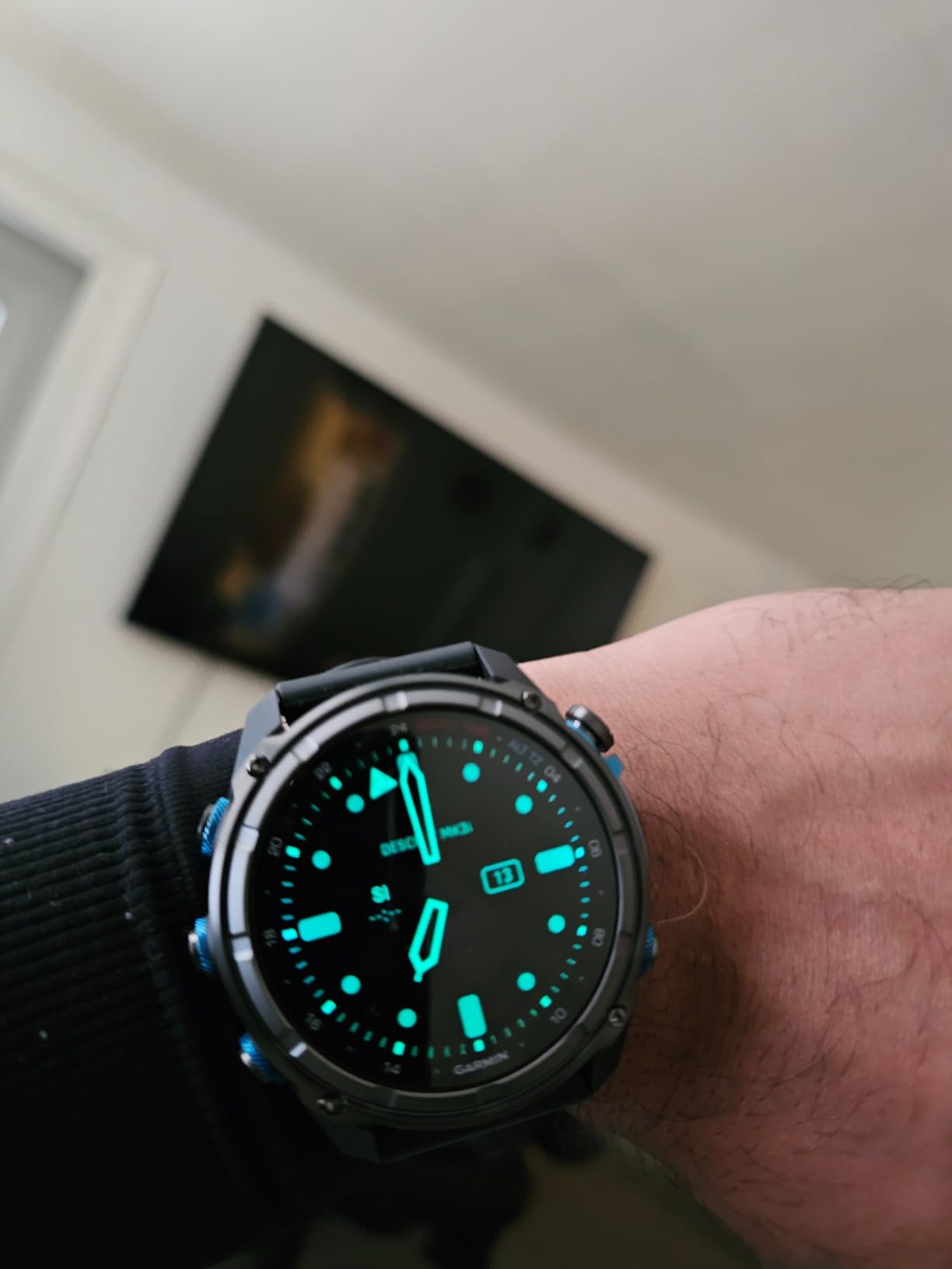 Garmin Descent Mk3i, Watch-Style Dive Computer, 51mm, Black | Subwave Sonar Networking, Multiple Dive Modes, Dive Focused Design, Dive Readiness Tool, Built-In Flashlight, Dive Log customer photo 1