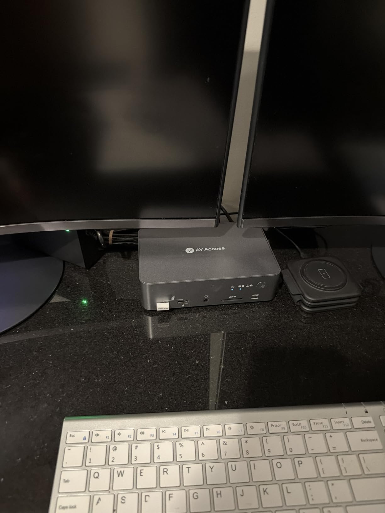 AV Access KVM Switch Dock 2 Monitors 2 Laptops, 4K KVM Switch Dual Monitor | 2 USB C MST Ports, 60W PD for Each PC, 1G Ethernet, EDID Emulation, 2K@144Hz,1080P@240Hz, Plug& Play, Ideal for Home Office customer photo 2
