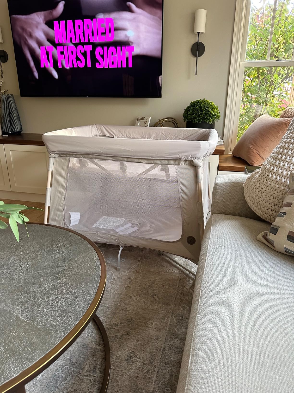 Maxi-Cosi Swift Baby Playard with Mat, Baby Playpen, Play Yard with Bassinet, Portable Playpen for Babies and Toddlers, Classic Oat customer photo 2