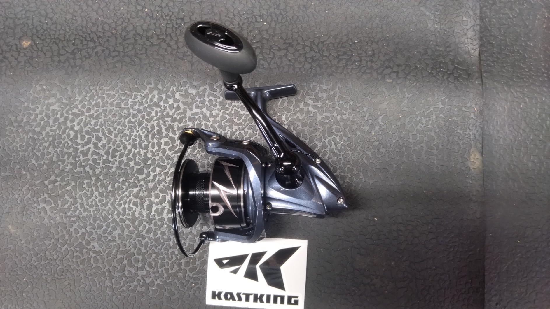 KastKing ReKon Saltwater Spinning Fishing Reel - Powerful for Big Game | Max Drag:55 lb,5+1+1 BB, NyliTech Body, MaxiDur Bearings & Carbon Fiber Drag, Water Resistant customer photo 1