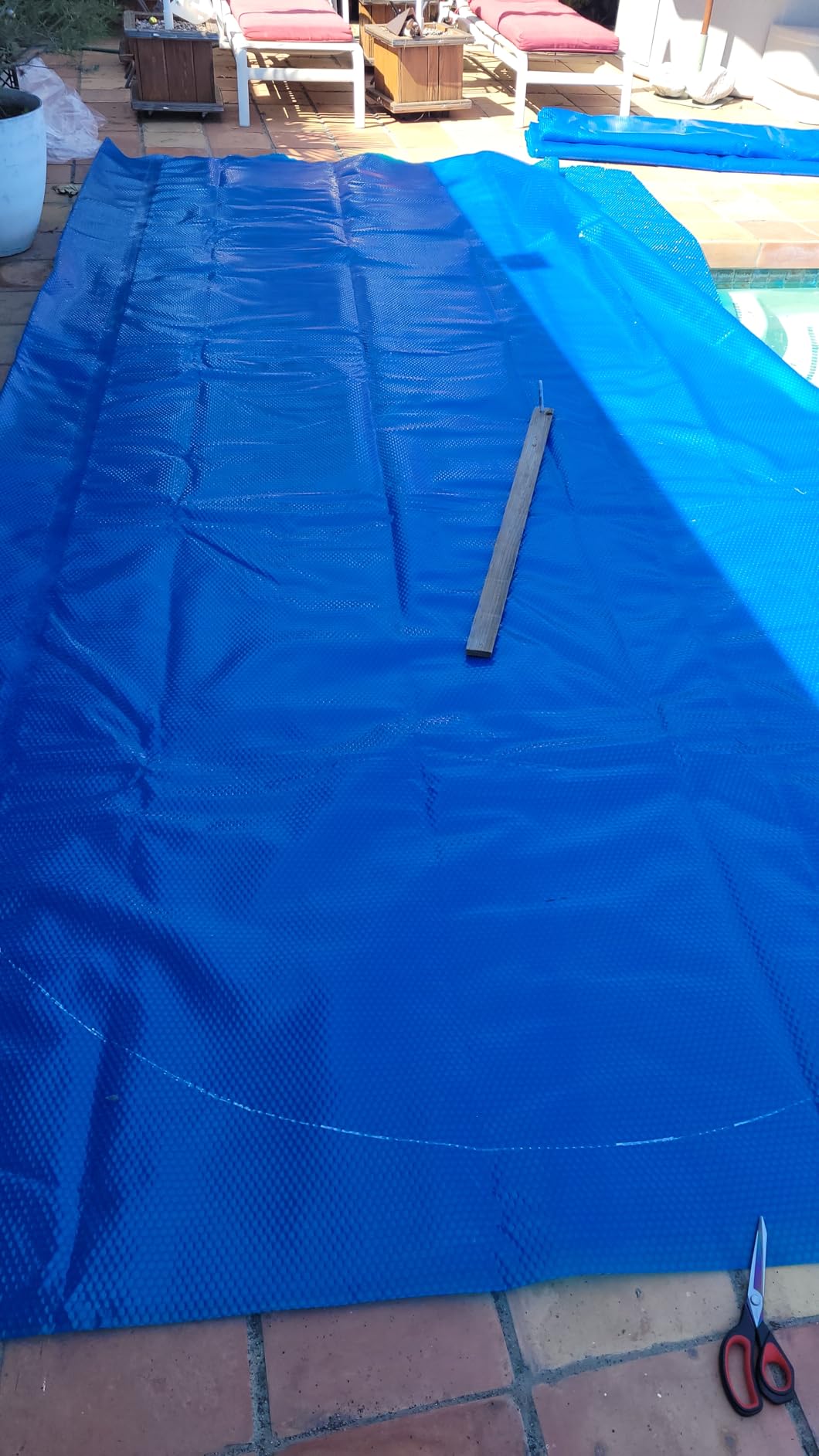 VINGLI 12x24ft Solar Pool Cover 12mil Rectangle Blue customer photo 2