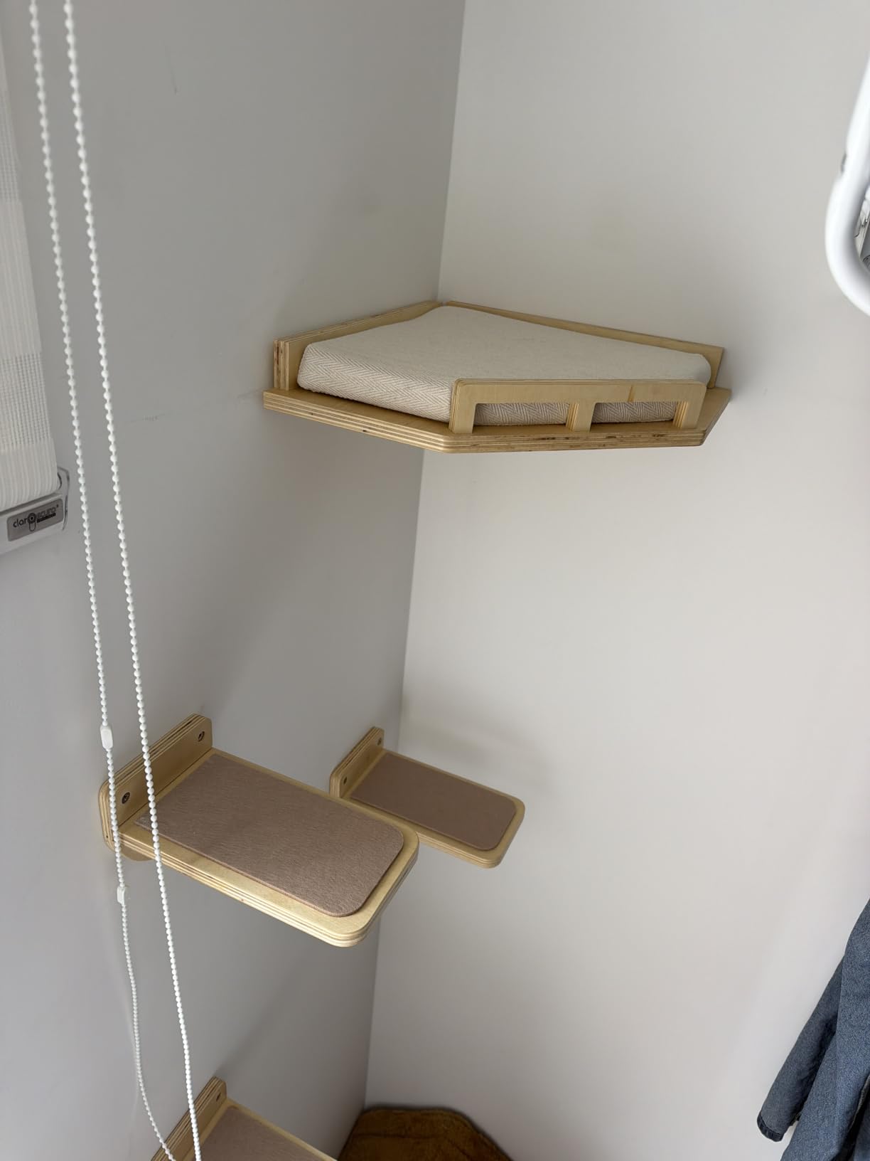 INICIO Cat Wall Shelves - Corner Shelf with 3 Cat Wall Steps - Dark Brown | Safe and Sturdy Cat Shelves for wall, Steps and Shelf for Indoor Cats up to 15lbs - Cushioned Perch for Climbing and Playing customer photo 1