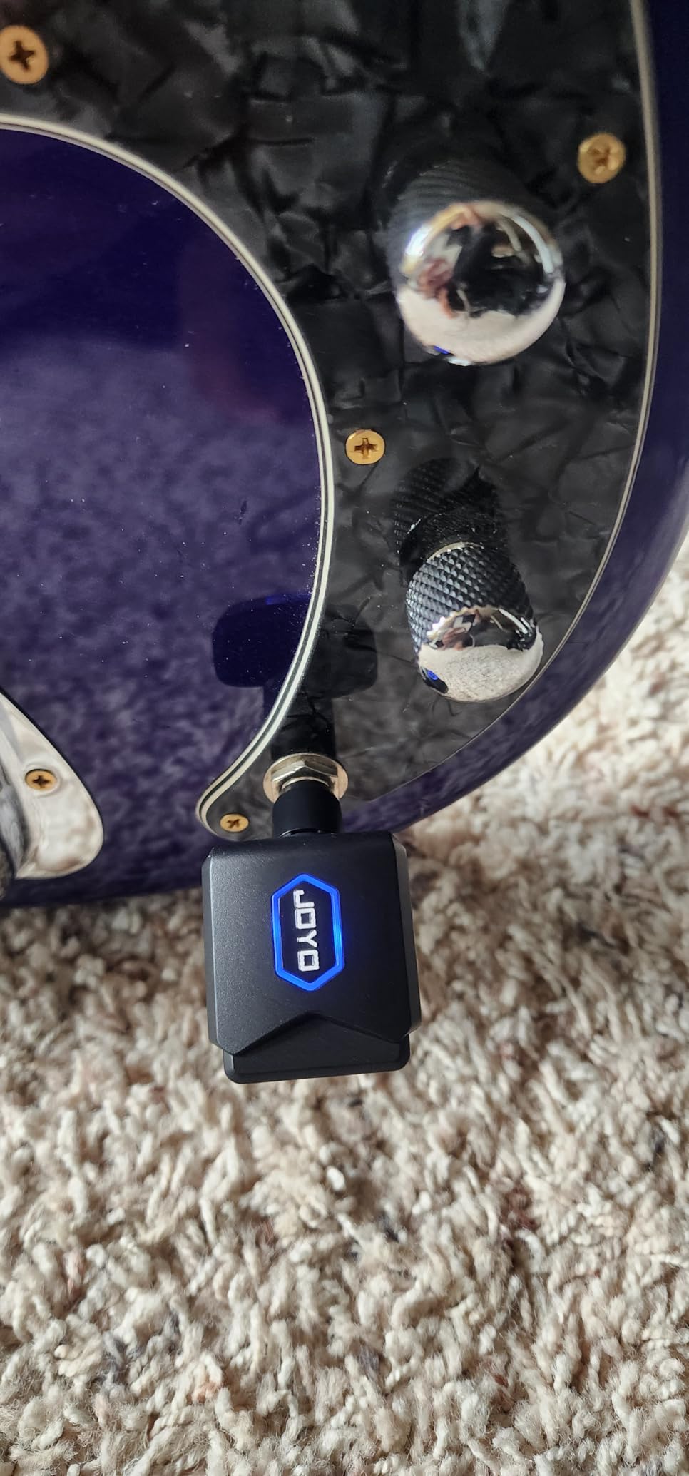 JOYO 5.8GHz Wireless Guitar System Transmitter and Receiver with Charging Case, 18H Battery life, 48kHz/24Bit, Low Latency, 4 Channels, Plug & Play for Electric Guitar & Bass (JW-06) customer photo 2