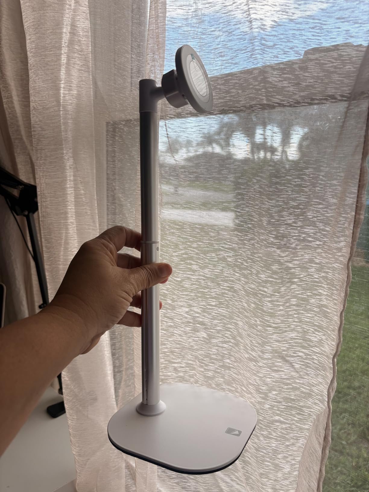 COOPER MagStand Magnetic Phone Stand for Desk, MagSafe Tripod customer photo 1