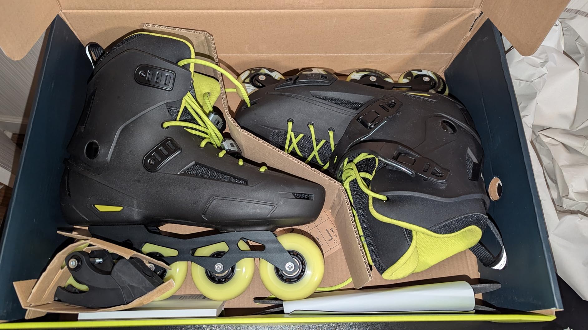 Rollerblade Lightning Men's Urban Inline Skate, Black and Lime customer photo 2