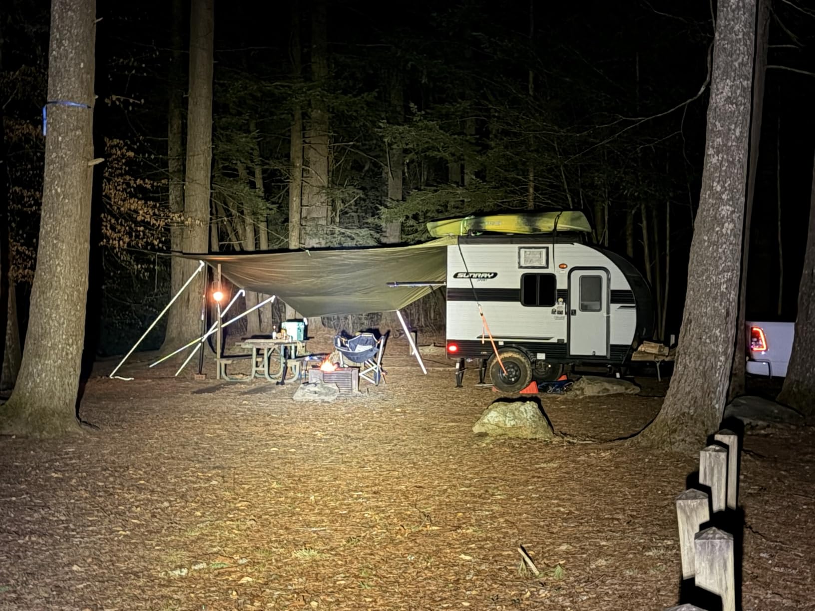 GEERTOP Car Tailgate Awning 19 x 16 FT, Waterproof Camping Shelter | Fits SUV, Truck, Van & Jeep, Easy Setup, UV Protection, Large Shade Coverage customer photo 2