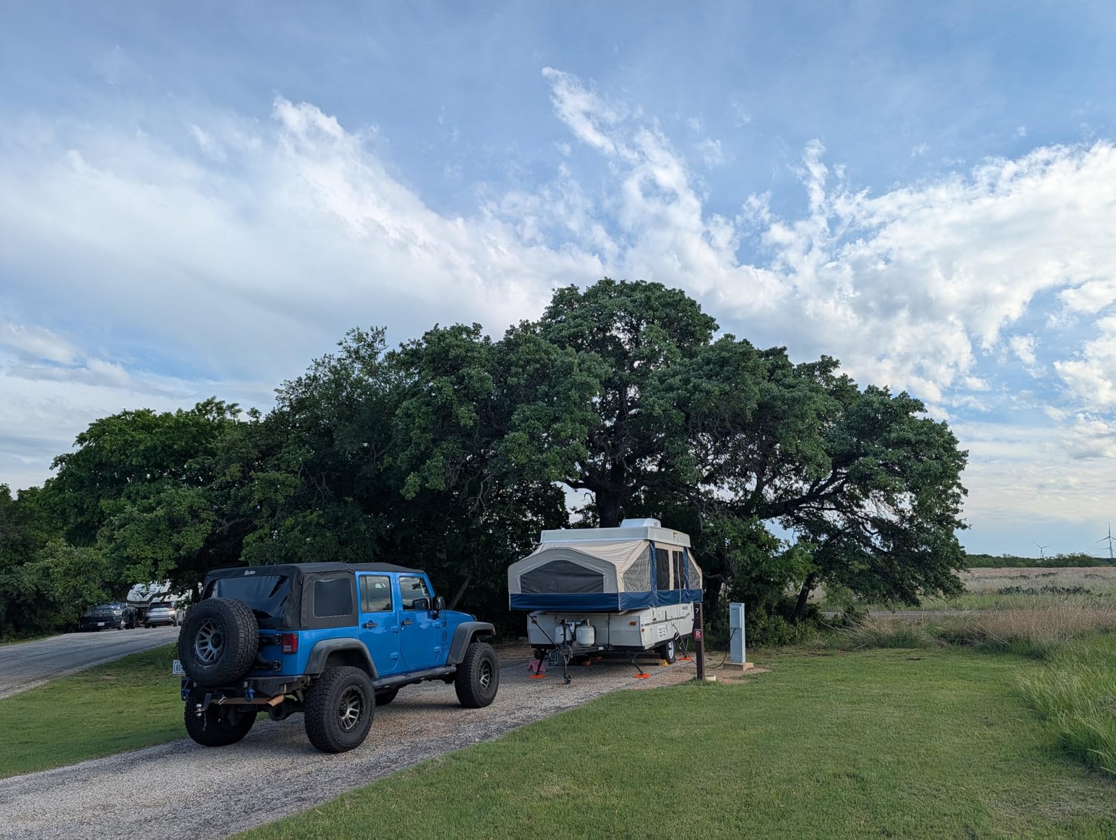TOSOT 16000 BTU GO Cool RV Air Conditioner, Non-Ducted Camper Rooftop AC Unit with Heat Pump, WiFi and Remote Control, Quiet Air Conditioner for Campers & Trailers, Black customer photo 1