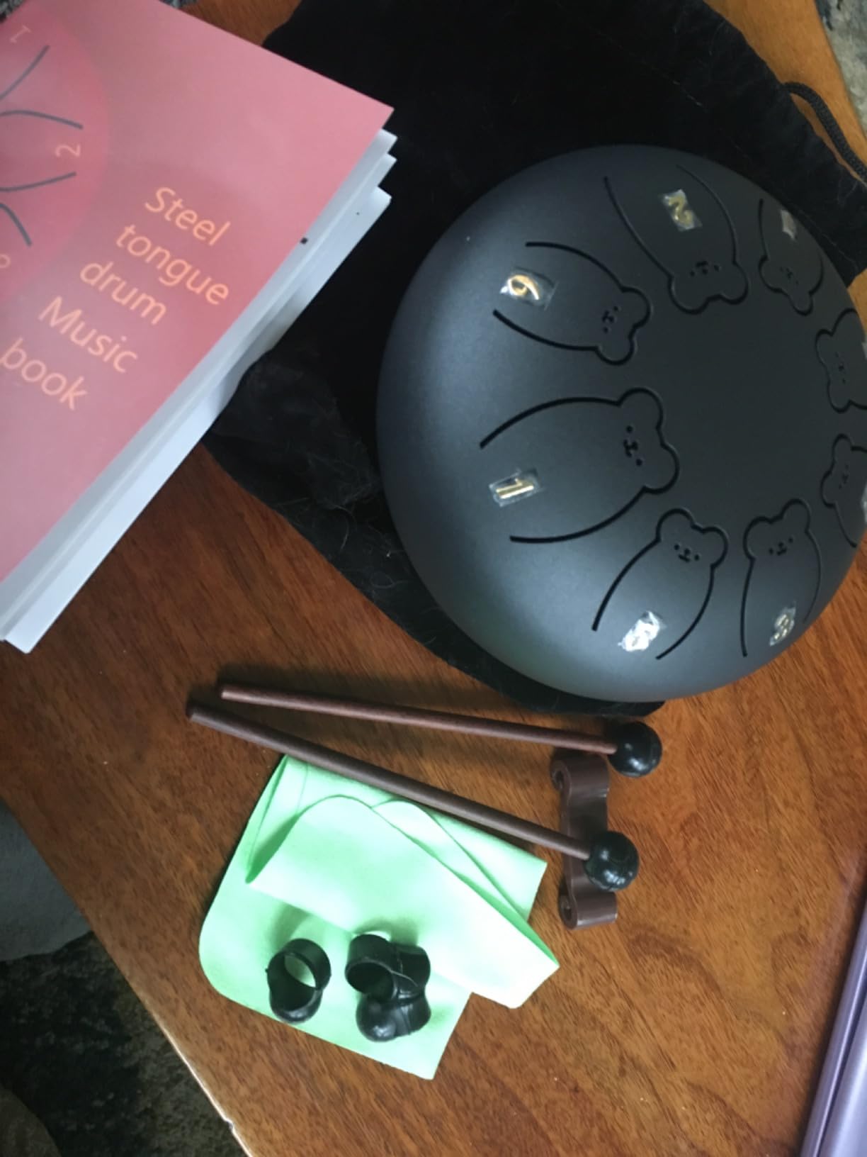 CAHAYA Steel Tongue Drum 12-Inch: 13 Notes Steel Percussion Hand Drum with Music Score Drum Mallets Finger Paddles and Carry Bag for Meditation Entertainment Musical Education Sage Green CY00374-1 customer photo 2
