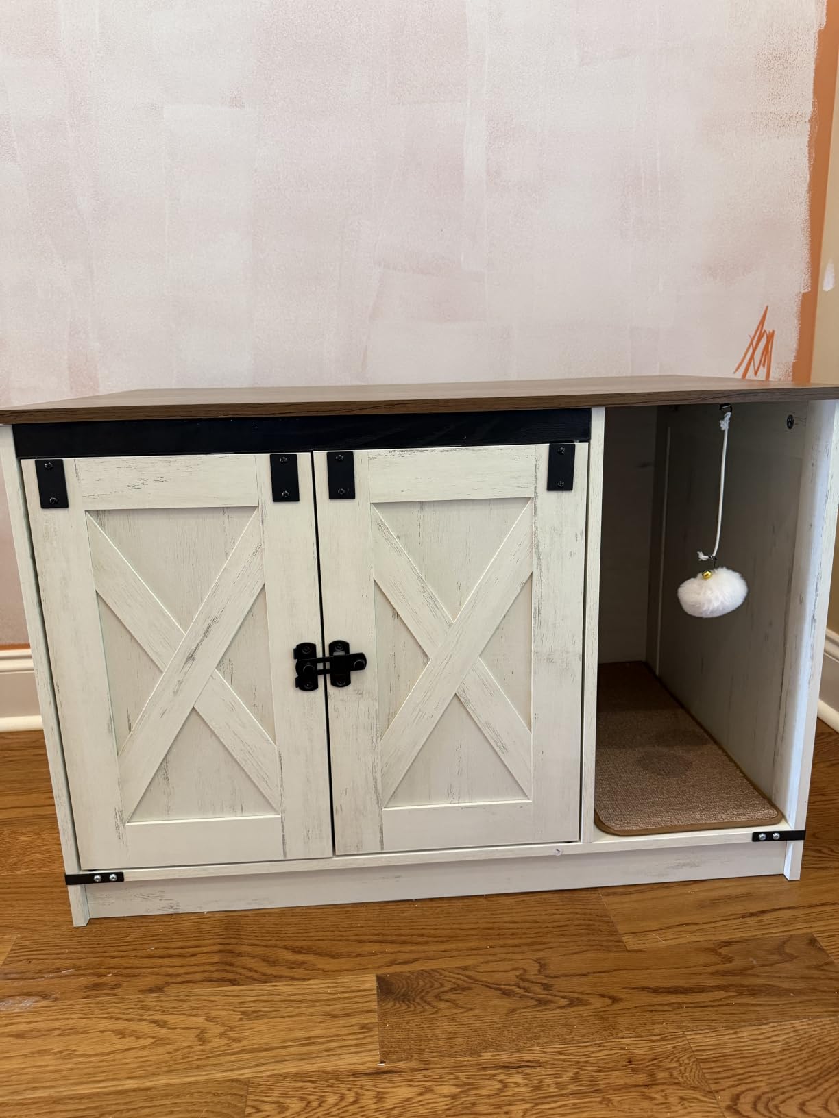 Hzuaneri Cat Litter Box Enclosure, Hidden Litter Box Cabinet Furniture with Bell, Indoor Cats House, Farmhouse Style, 31.5 x 19.7 x 20.9Inches, for Hallway, Bedroom, Rustic Brown and White CB82414X customer photo 1