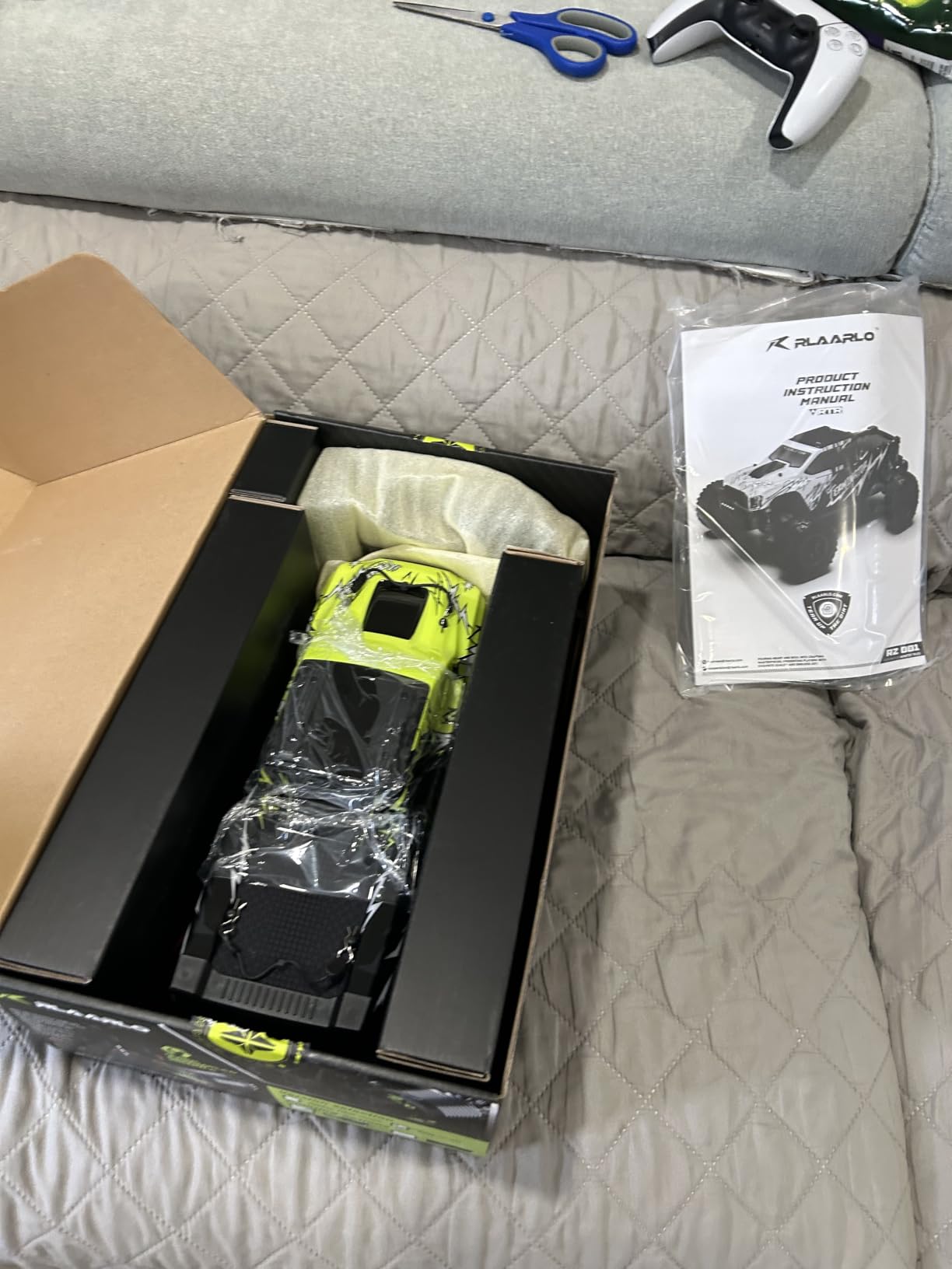 AMORIL 1/10 RTR Brushless Fast RC Cars for Adults, Max 50mph Hobby Electric Off-Road Monster Truck, Waterproof High Speed RC Car 4WD Remote Control Car with 3S Lipo, Green customer photo 2
