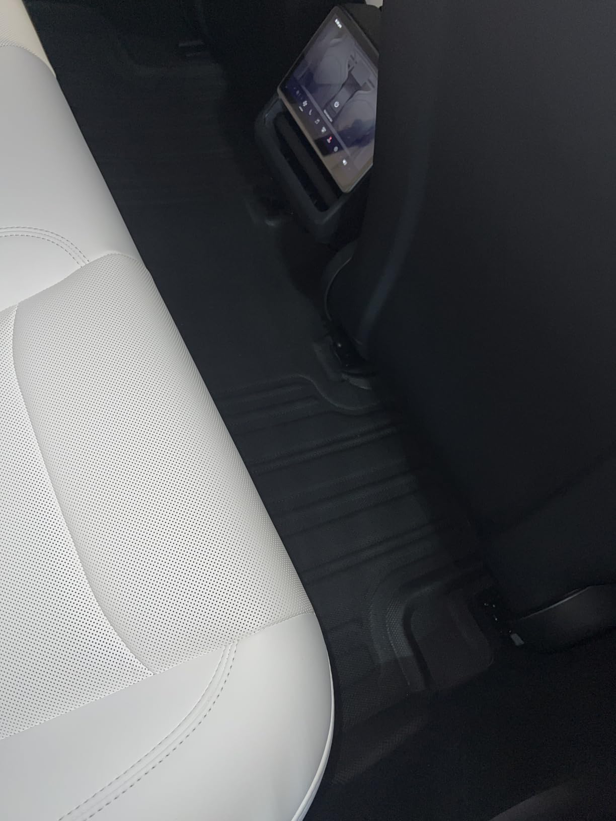 3D MAXpider Kagu Floor Mat Compatible with Tesla Model 3 2024-2026 | All-Weather Protector, Waterproof, Easy-Install, Heavy Duty Custom-Fit Floor Liners - Full Set customer photo 1