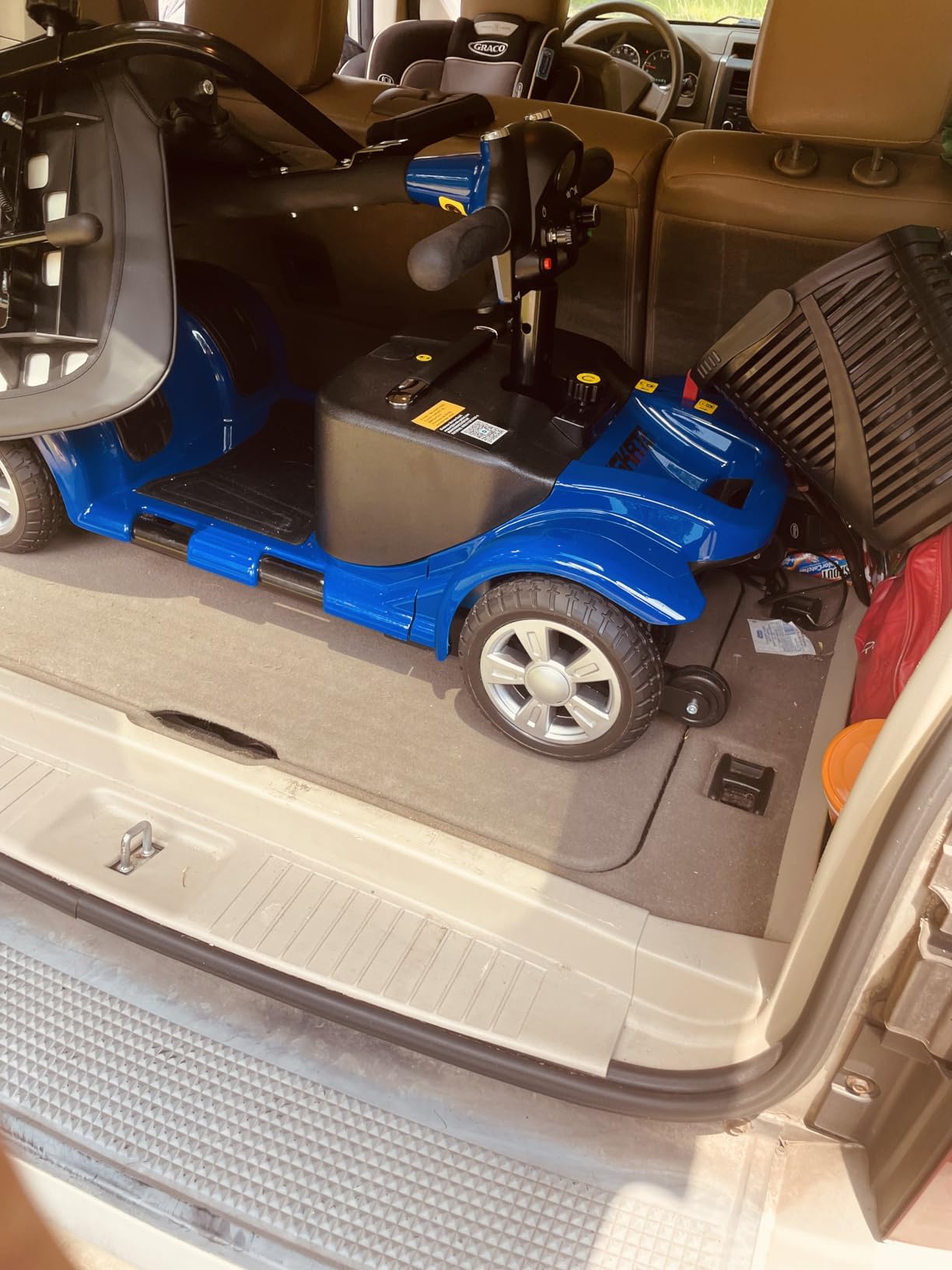 Mobility Scooter for Adults, Senior, 4 Wheels Electric Powered Chargeable Device for Travel, Lightweight and Portable, with LED Headlights and Basket, Charger Included (RED) customer photo 1