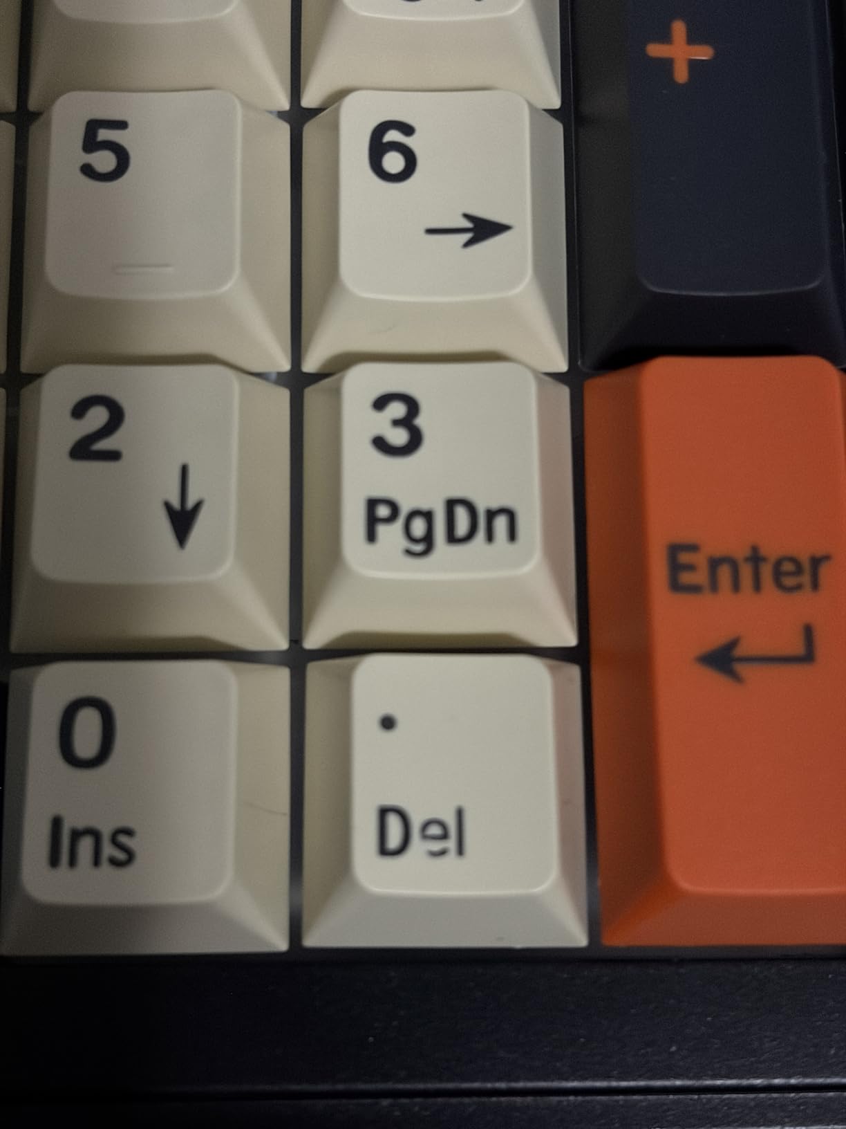 Carbon 174 Keys PBT Double Shot Keycap Set, Orange Retro Custom Key Cap Keycaps 60 Percent Cherry Profile Keycaps for 61/64/68/84/87/100/104/108 Mechanical Keyboard customer photo 1