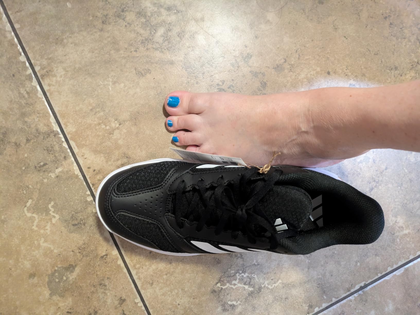 adidas Women's Ligra 8 Indoor Shoes customer photo 1