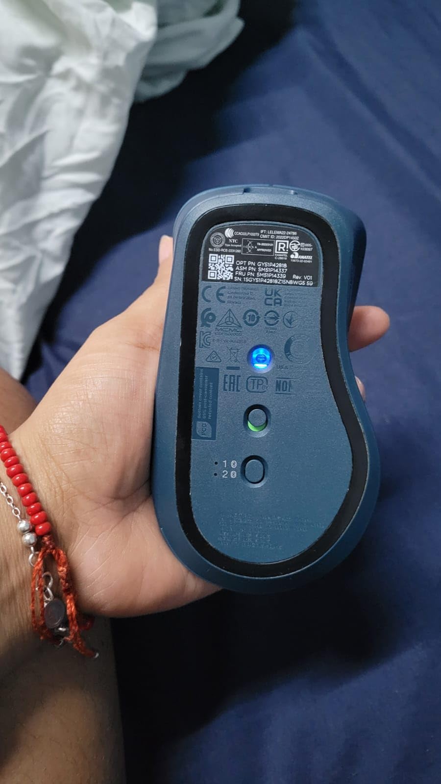 Lenovo Yoga Pro Mouse, Bluetooth, USB-C Rechargable, Dual Mode Bluetooth, Tidal Teal customer photo 2