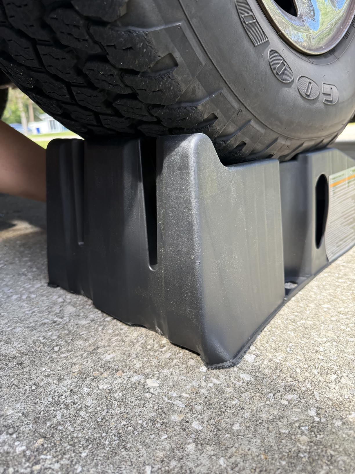 MaxxHaul 50947 Lift Stackable Vehicle Car Ramp 6500 LBS customer photo 2