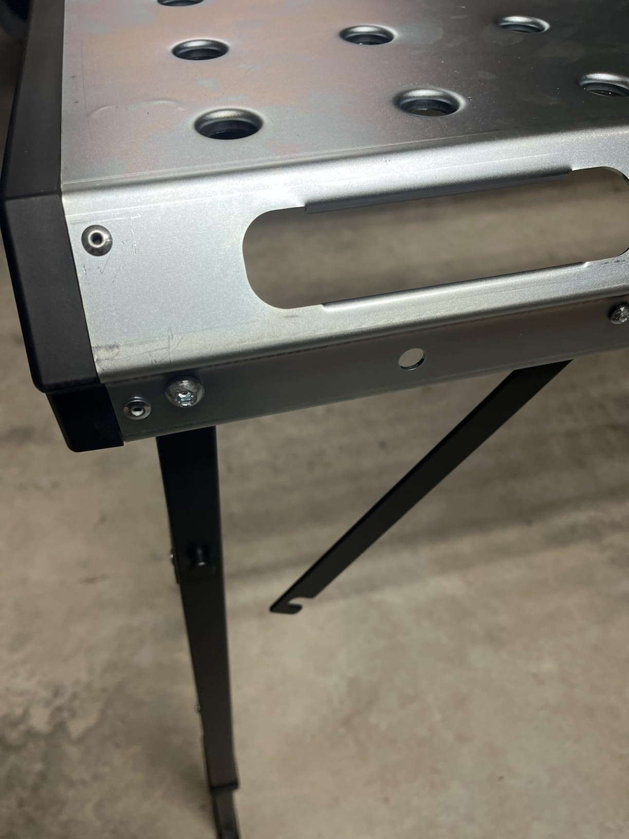 WORKESS Metal Welding Table Folding 1000 lbs Load Capacity Heavy Duty Steel Construction Workbench for Welding Adjustable 7 Level Height customer photo 2