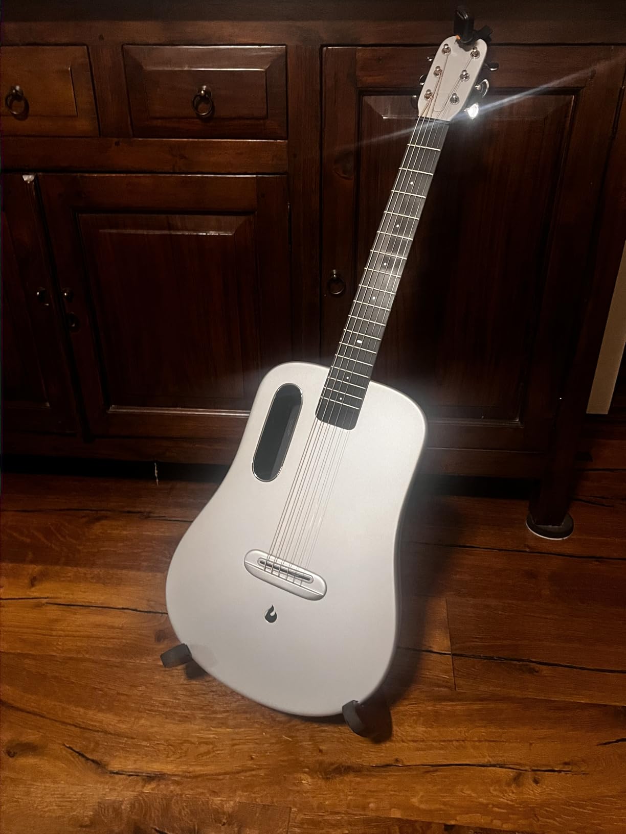 LAVA ME AIR Portable Carbon Fiber Electric-Acoustic Guitar. Travel Guitar for Beginners with Onboard Effects and Magnetic Pickup. Black customer photo 1