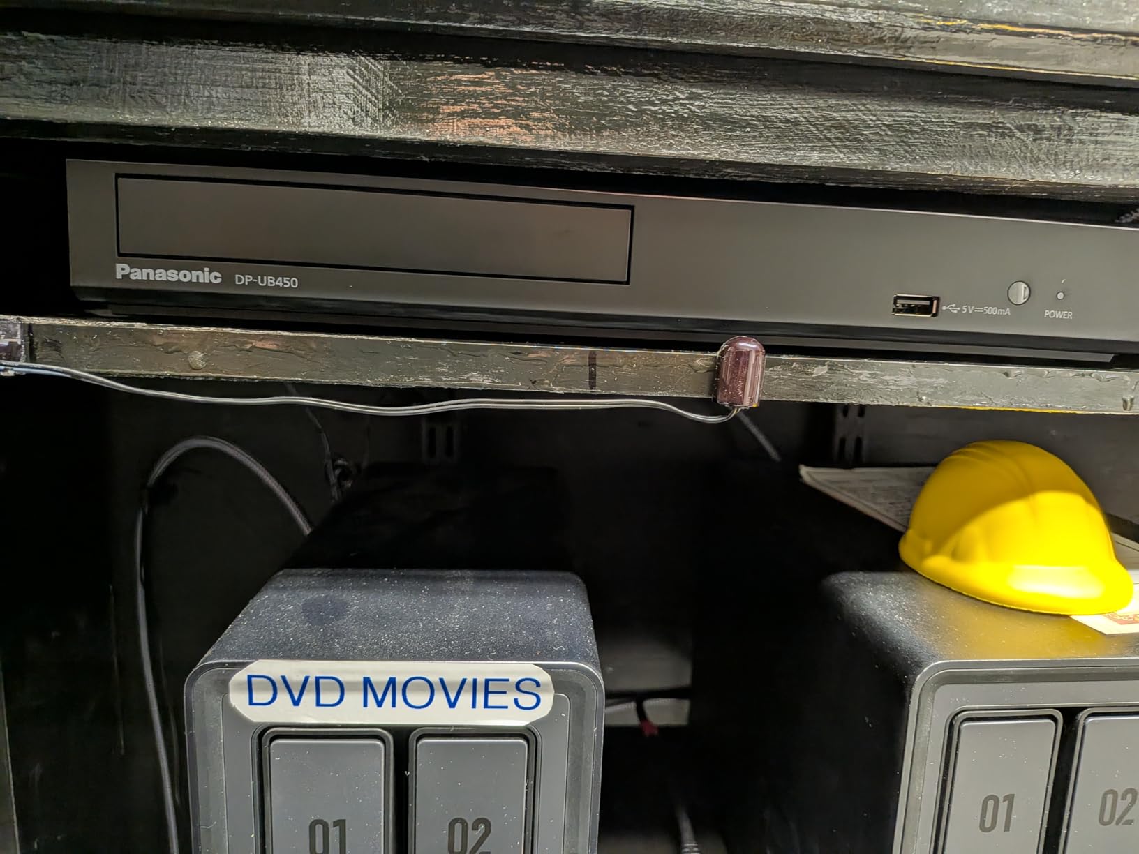 Panasonic Premium 4K Blu Ray Player, UHD DVD Blu Ray Player with Hi-Res Sound, 4K VOD Streaming, HDR10+ and Dolby Vision, DP-UB450 (Black) customer photo 1