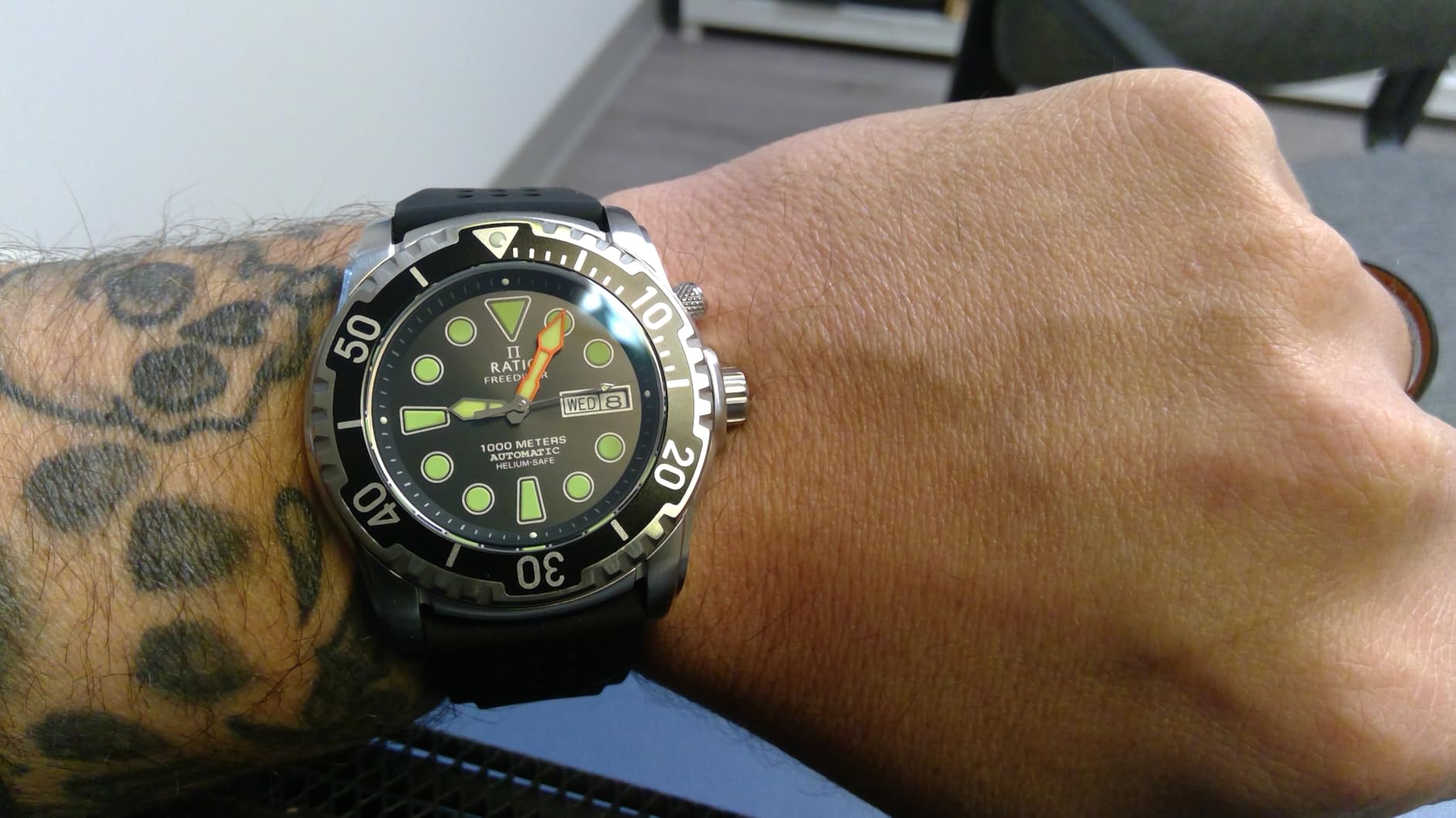 FreeDiver Helium-Safe Dive Watch Sapphire Crystal Automatic Diver Watch 1000M Water Resistant Diving Watch for Men customer photo 2