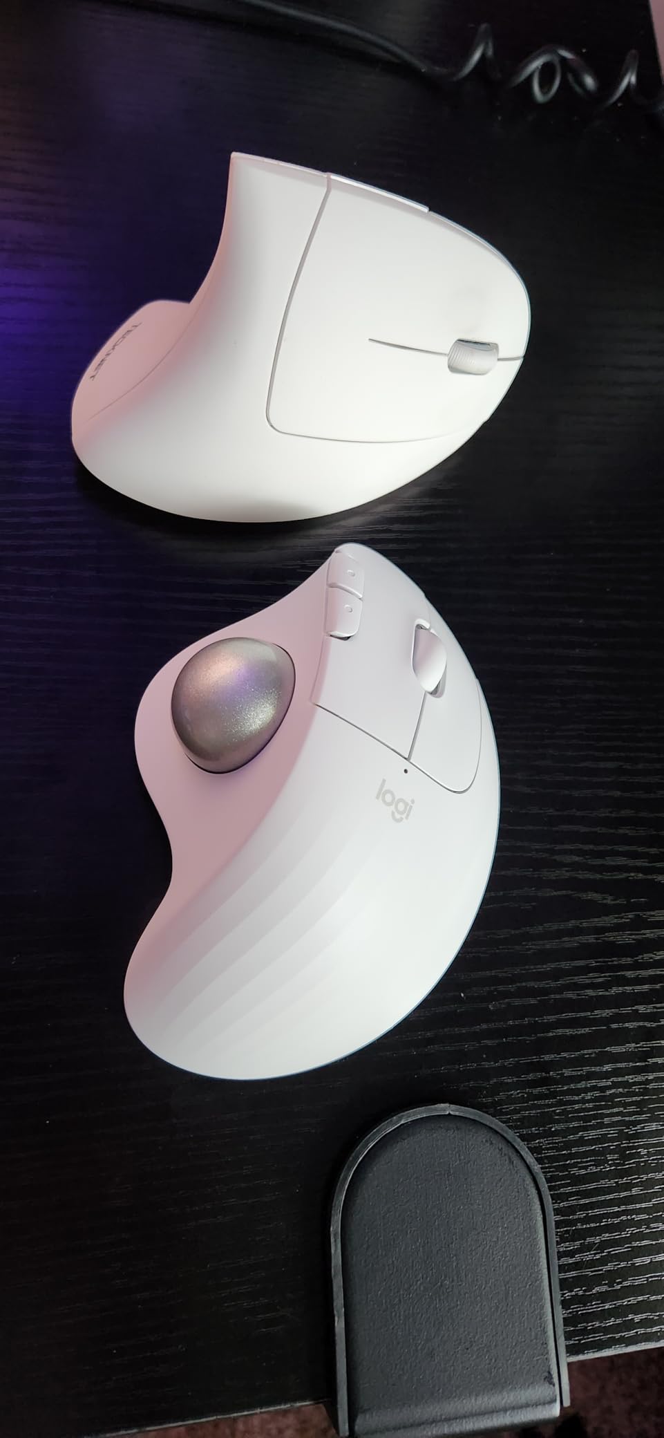 Logitech Ergo M575S Wireless Bluetooth Trackball Mouse - Black Silver Ball | Easy thumb control, precise and smooth tracking, Bluetooth and includes Logi Bolt USB receiver, PC Mac compatible customer photo 2