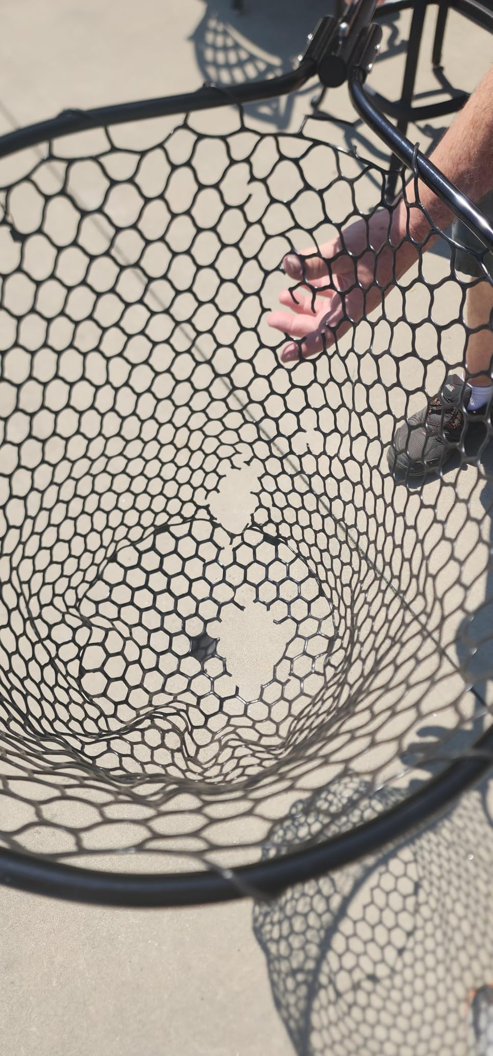 High Strength Large Landing Net, Fishing Net with Long Telescoping Handle | Soft Rubber Mesh, 60 in Max Length, 23 × 18 in Hoop, Landing Nets for Fishing, Ideal for Boat, Pier, River Angling customer photo 2