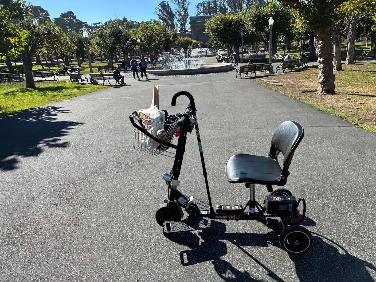 SNAPnGO Three Wheel Portable Mobility Scooter for Adults - Aircraft-Grade Aluminum, Top Speeds of 5 mph & 13-Mile Range - Folding & Foldable Scooter - Airline Approved Electric Sit Down Scooter customer photo 1