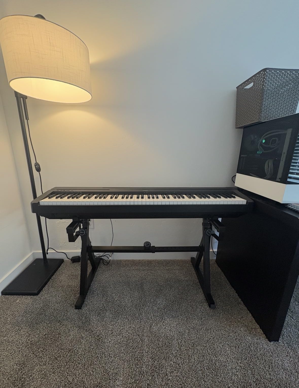 Keyboard Stand Piano Duty Stand Z Style Adjustable Keyboard Holder Piano | Keyboard Stand Fits 54, 61 And 88 Keys Electric Keyboards Digital Pianos customer photo 1