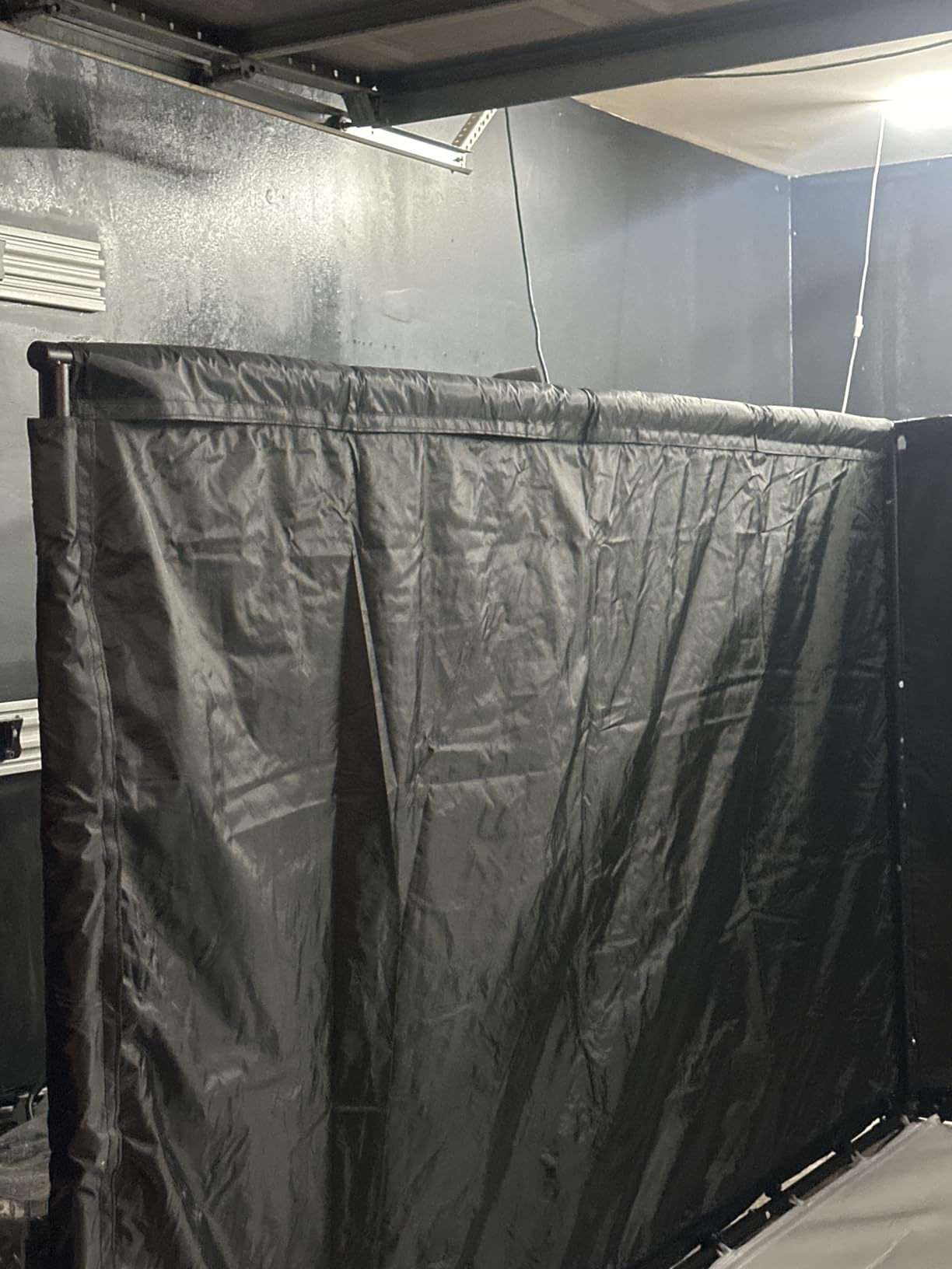 Complete Golf Simulator Enclosure Package - 4K-Ready Impact Screen with Blackout Cage, Projector Mount, Frame Poles, Side Shank Nets | Indoor & Garage Practice | Easy Setup | 12-Month Warranty customer photo 1