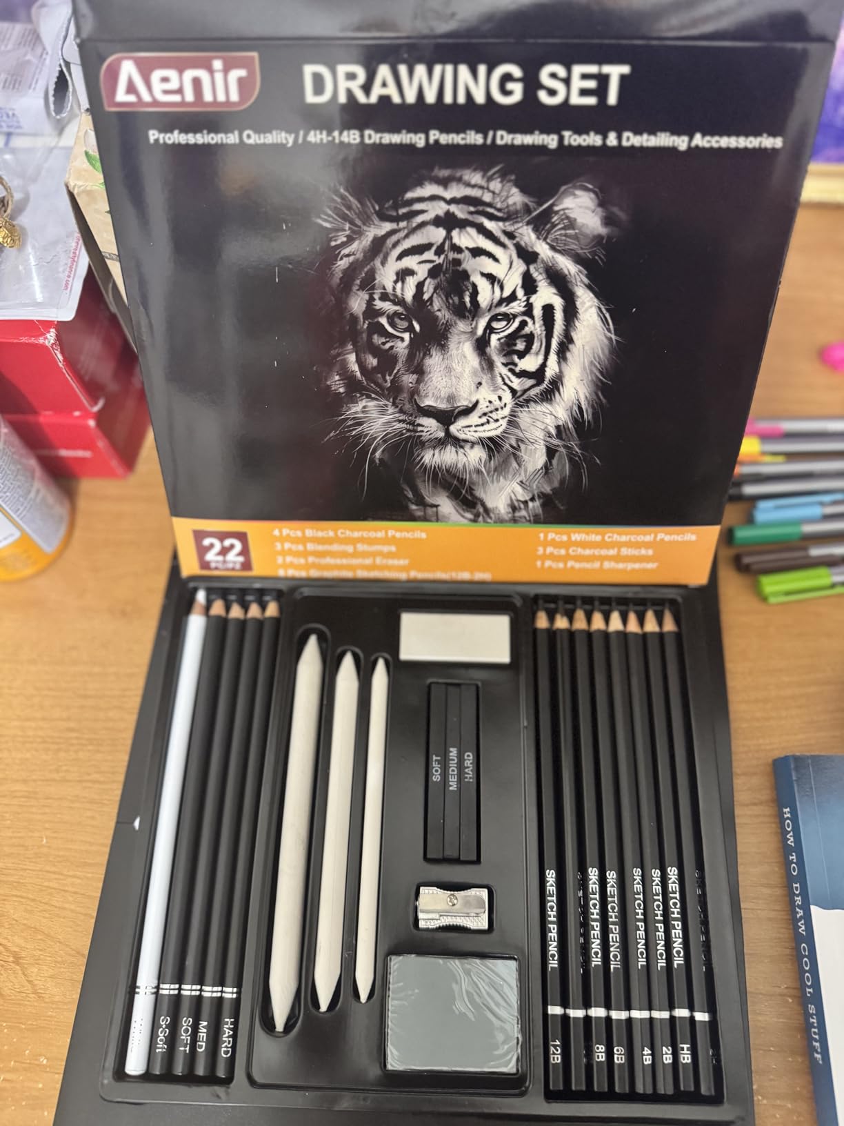 Aenir Charcoal Pencils for Drawing, 22-Piece Sketch Pencils for Drawing Set customer photo 2