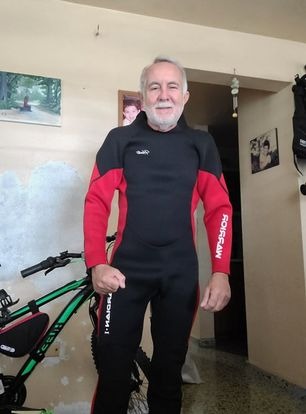 Hevto Men Wetsuit 5/4/3/2mm Neoprene Full Wet Suit in Cold Water for Scuba Diving Surfing Swimming for Water Sports customer photo 2