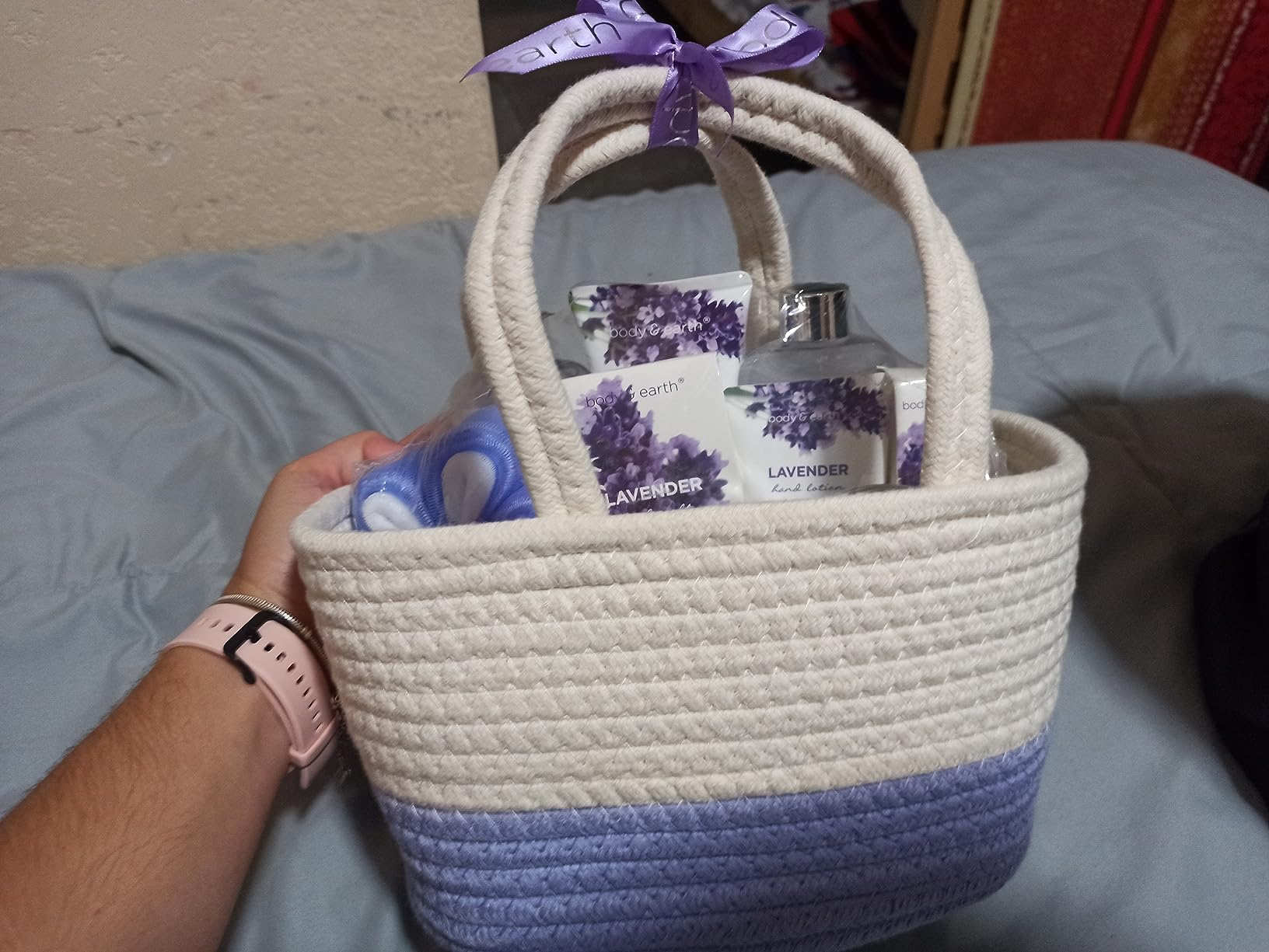 BODY & EARTH Spa Gift Baskets for Women 11pcs Lavender Gift Sets with Bubble Bath, Shower Gel, Body Lotion, Mom Birthday Gifts, Spa Kit, Purple Gift for Her, Christmas gifts customer photo 1