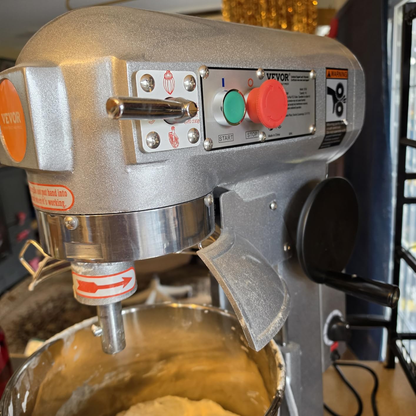 VEVOR 15Qt Commercial Food Mixer Timing Function 500W Commercial Mixer for Bakery Pizzeria Restaurant Kitchen, Stainless Steel Bowl Heavy Duty Stand Mixers with 3 Speeds customer photo 1