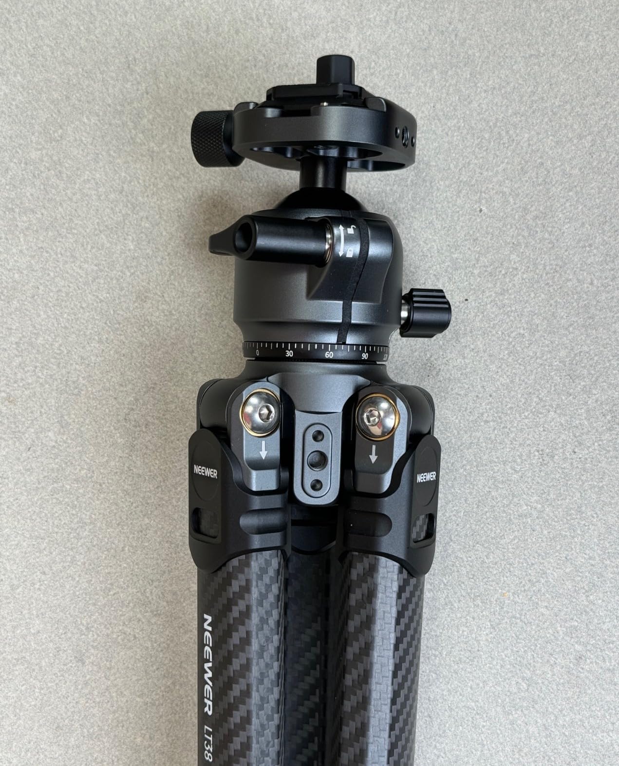 NEEWER LITETRIP LT38 61