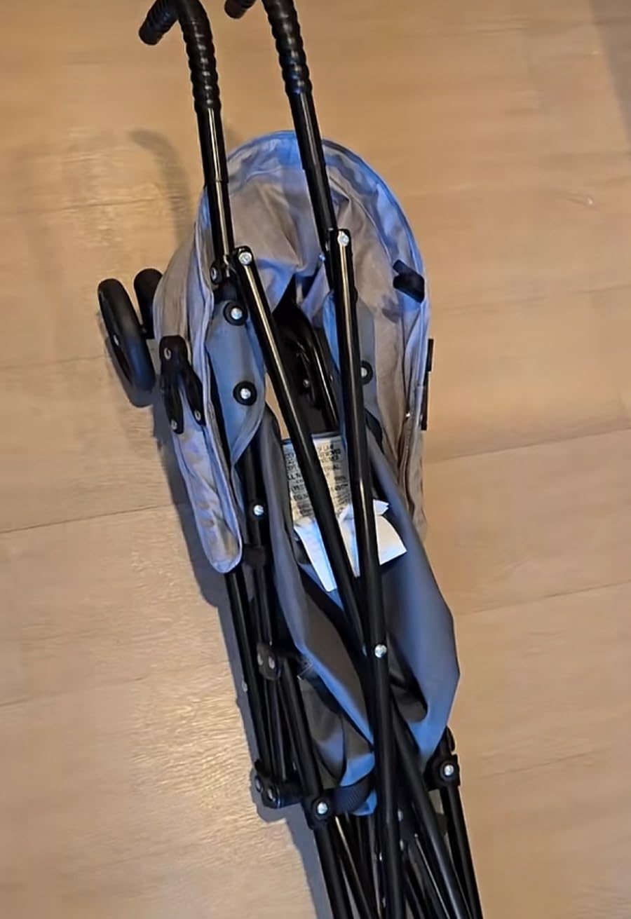Dream On Me Aero Travel Umbrella Stroller, 1-Hand Fold, Lightweight, Grey | 3 Point Safety Harness, Dual Brakes, Adjustable Removable Canopy, Sturdy Steel Frame, Compact, For Toddlers 6-36 months customer photo 2