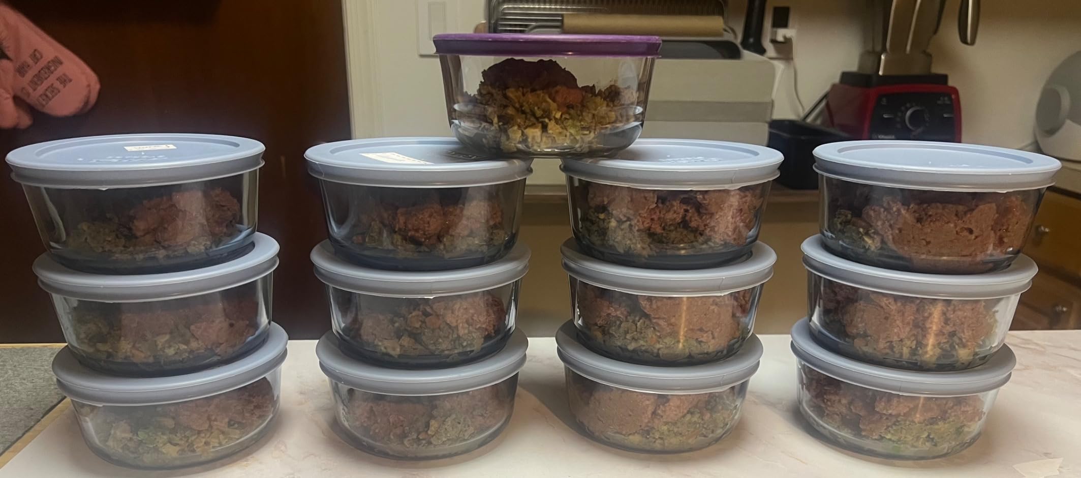 Pyrex Colors (3-Pack, Medium) Tinted Glass Round Food Storage Container Set | Meal prep containers (2, 4 & 7 cup) with snug fit plastic BPA-free lid, freezer, dishwasher, & microwave safe customer photo 1