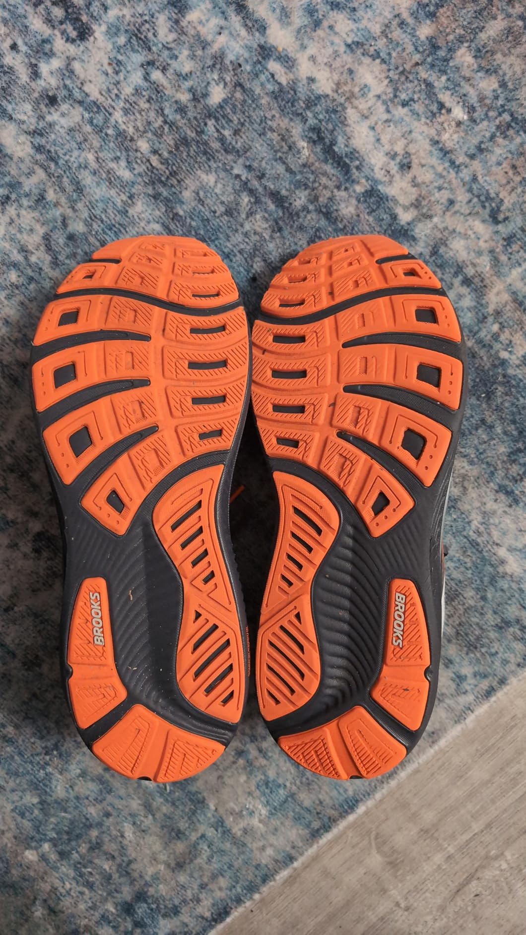 Brooks Men's Ghost 17 Neutral Running Shoe customer photo 2