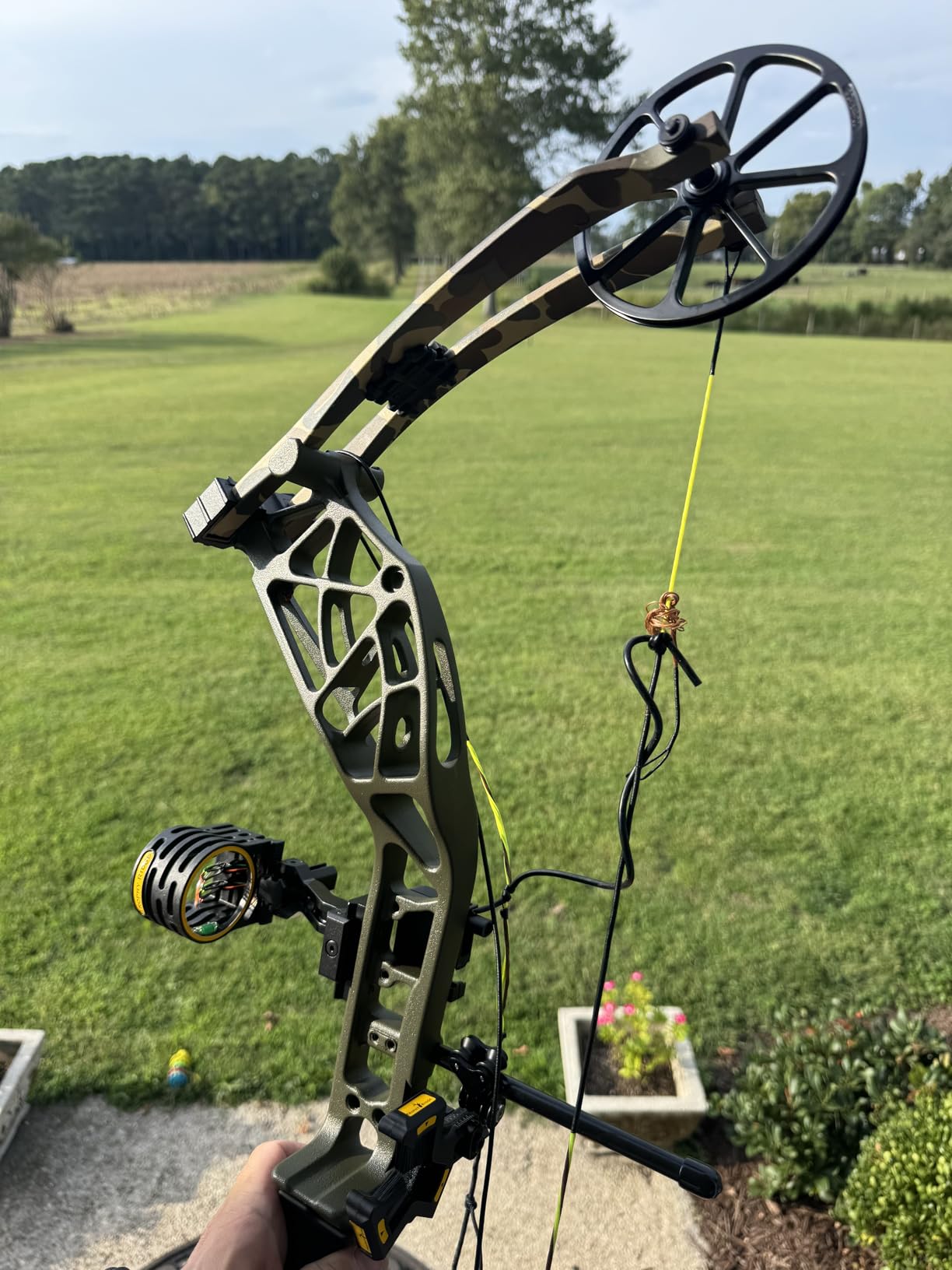 Bear Archery Adapt 2 Ready to Hunt Compound Bow Archery Set with Archery Accessories Including IMS V-Biscuit Rest, 4 Pin Sight, & Stabilizer, 24