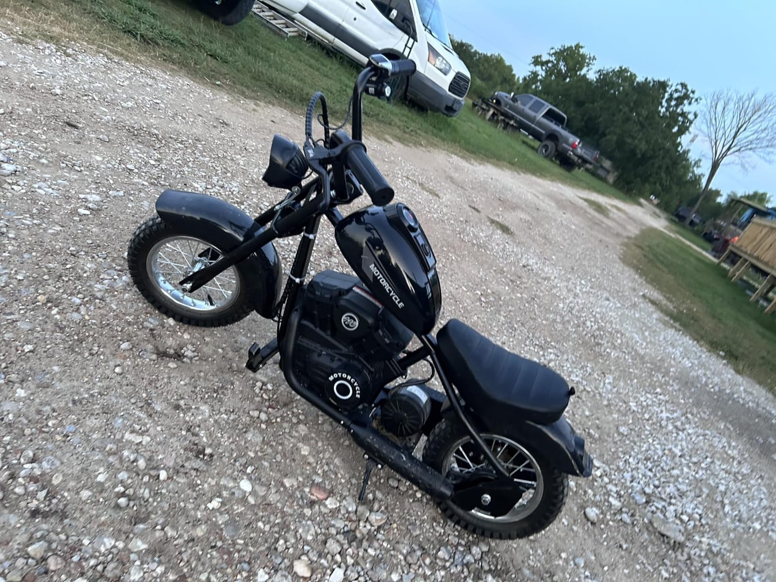 ELEMARA Electric Dirt Bike, 350W 24V Ride on Toy for Big Kids, 15.5 mph & 150lb Max, 3 Speeds, Chain-Driven Motor customer photo 2