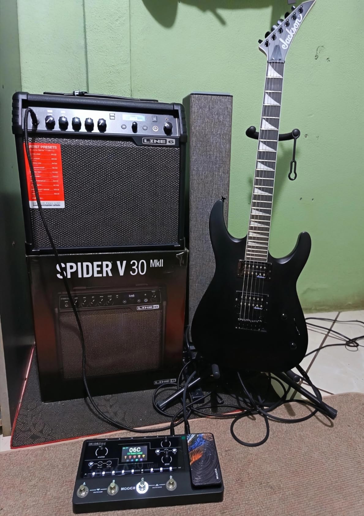 MOOER GE150 Pro Guitar Multi Effects Processor, 200 Presets & 170 Effects, NAM & MNRS Support, 55 Amp Models, 26 Cab Sims, 20 IR Slots, USB OTG Recording, 4-Footswitch, Looper & Expression Pedal customer photo 2