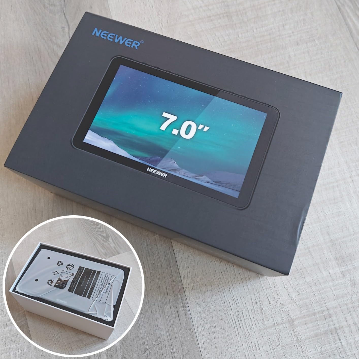 NEEWER F700 7