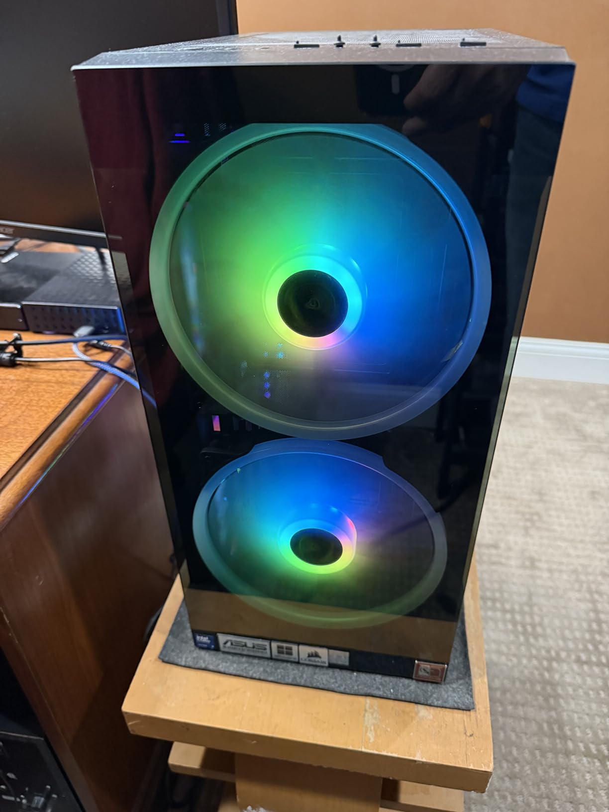 Intel Core Ultra 9 Processor 285K 24 cores (8 P-cores + 16 E-cores) up to 5.7 GHz customer photo 2