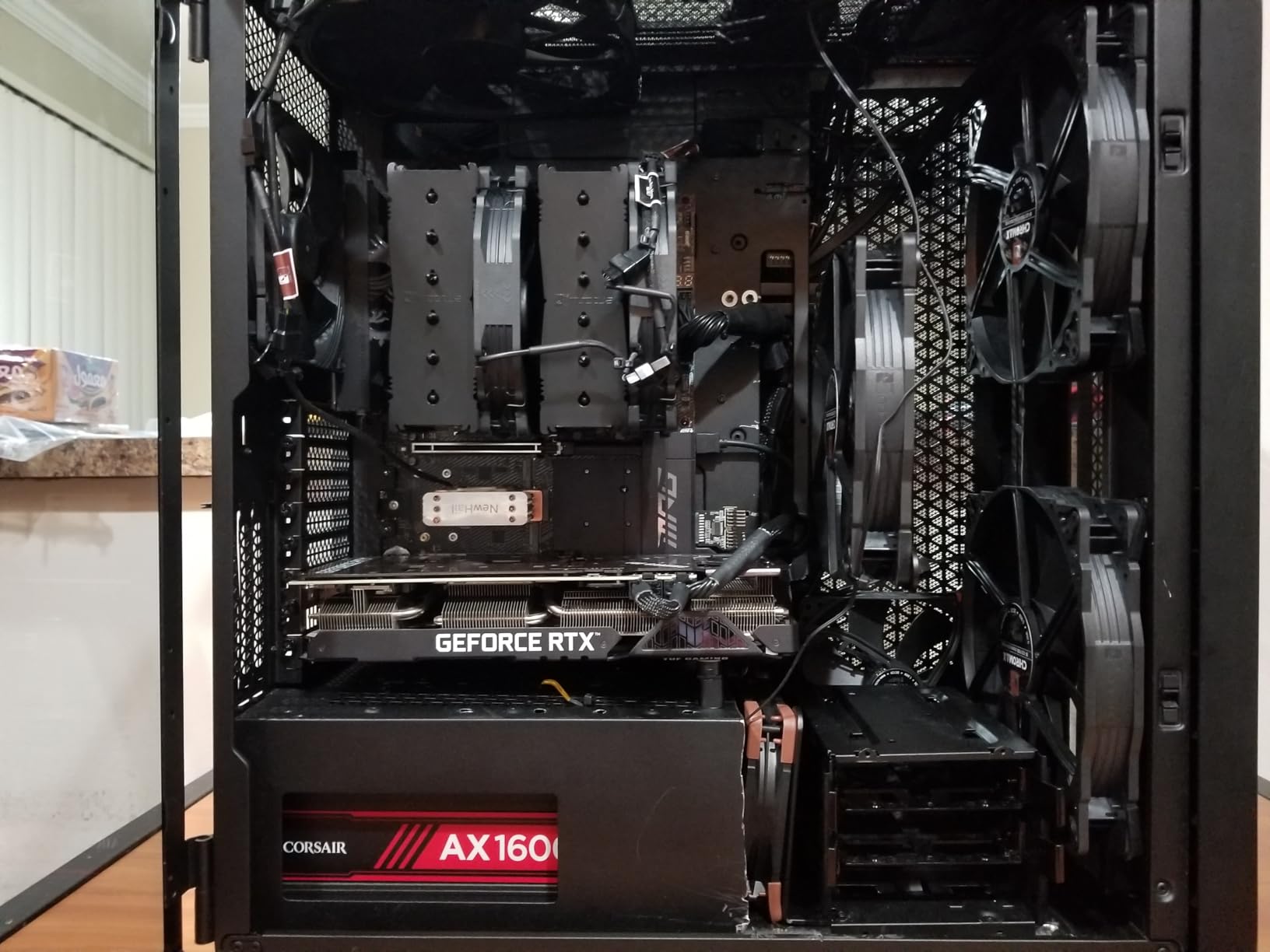 MSI MPG X870E Carbon WiFi Gaming Motherboard (AMD Ryzen 9000/8000/7000 Series Processors, AM5, DDR5, PCIe 5.0, M.2 Gen5, SATA 6Gb/s, USB 40Gbps, HDMI, Wi-Fi 7, Bluetooth 5.4, 5Gbps LAN, ATX) customer photo 2