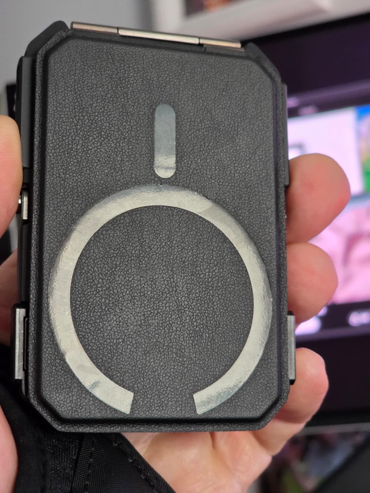 SUPCASE for MagSafe Wallet with Adjustable Stand, Hold 5 Cards, Black customer photo 2