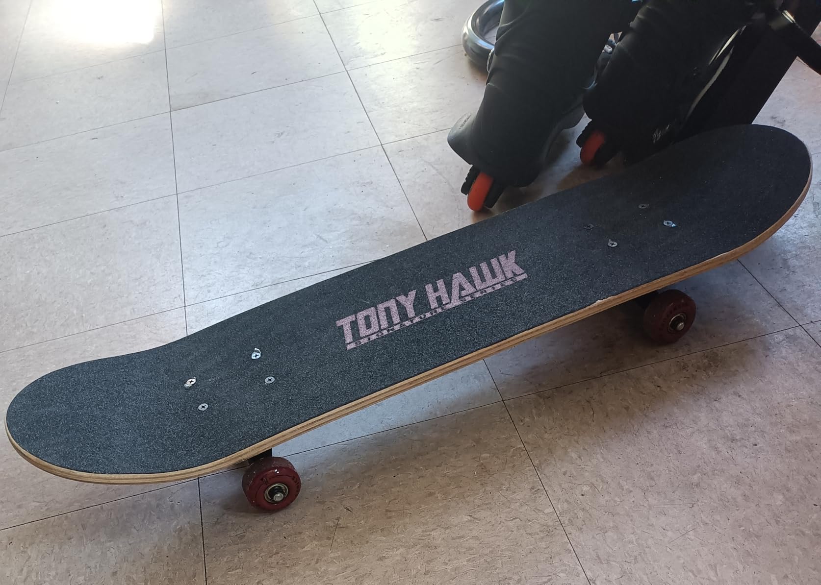 Tony Hawk - 31-Inch Signature Series 1 Skateboard, 9-Ply Maple Deck customer photo 2