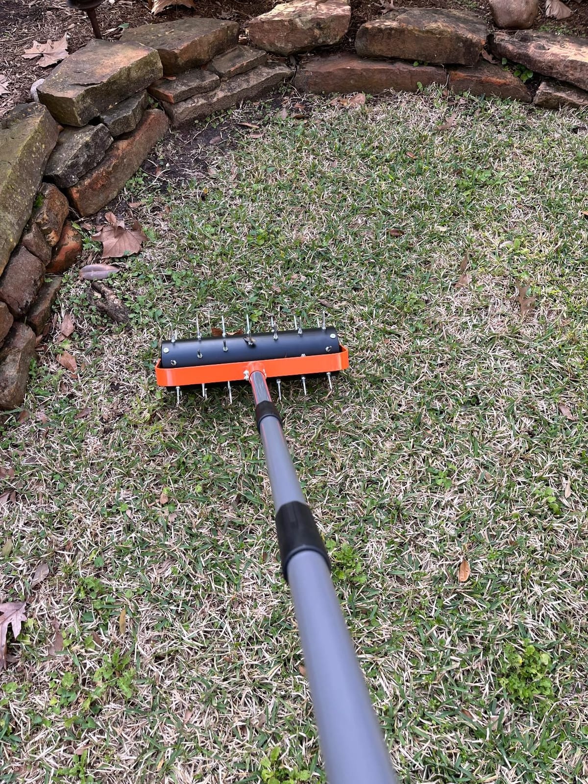 Walensee Rolling Lawn Aerator, Heavy Duty Manual Aerator with 42 Spikes | Adjustable Handle,71